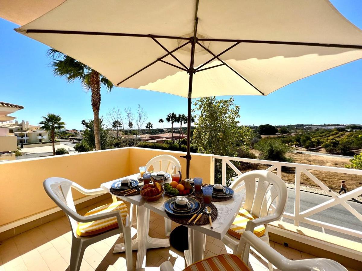 Albufeira Valley 1 With Pool By Homing Exterior photo